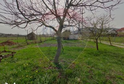 Casă cu 4 camere cu Teren 938 Mp în Central