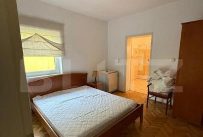 Casa de inchiriat, 10 camere, 300 mp, zona Spitalul Judetean - 11