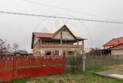 Casa noua caramida 6 camere Loc.Fagetelu OLT - 10