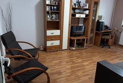 Apartament cu 2 camere decomandat în Crihala - 2
