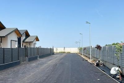 Casă individuală cu 4 camere cu Canalizare în Frumușani - 1