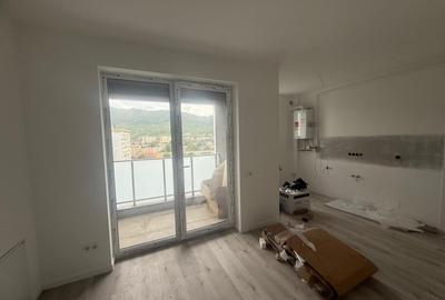 Apartament cu 3 camere decomandat în Central - 2