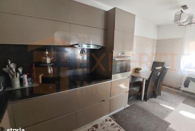 Casă cu 3 camere cu Teren 230 Mp în Brătianu - 15