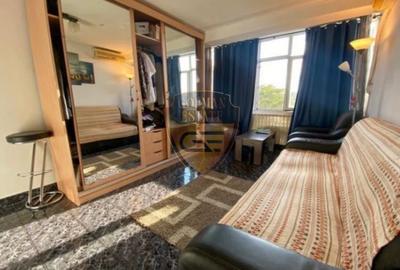 Apartament cu 2 camere semidecomandat, mobilat în Tomis Nord