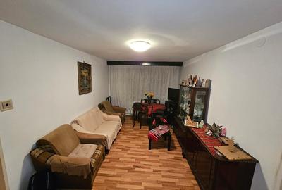 Apartament spațios cu 3 camere de vânzare - ideal pentru familie - 2