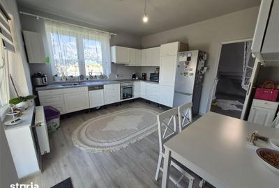 Casă cu 4 camere cu Teren 800 Mp în Central - 12