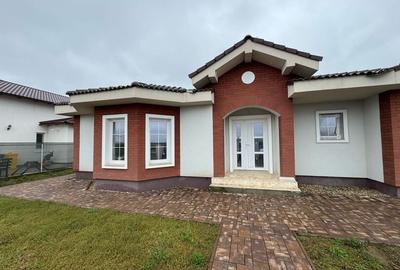 Casă individuală Moșnița Veche – 3 camere, 2 băi, garaj 2025 - 2