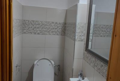Apartament cu 3 camere semidecomandat în Central - 2