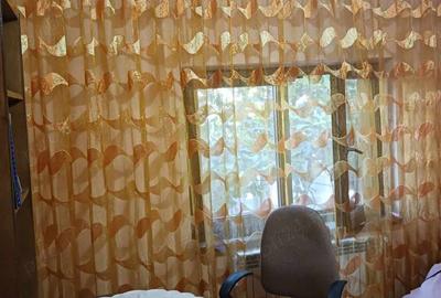 Casă cu 6 camere în Traian - 4