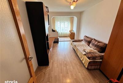 Apartament cu 3 camere decomandat în Brăilei - 1