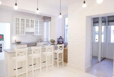 Apartament cu 3 camere, mobilat în Dorobanți
