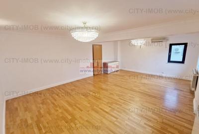 Casă individuală cu 7 camere decomandat cu Canalizare în Nord - 4