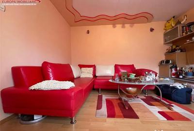 Casă cu 4 camere cu Teren 174 Mp în Central - 10