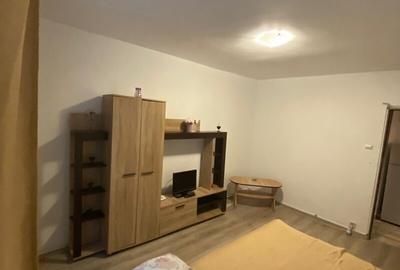 Apartament cu 2 camere decomandat în Ferentari - 2