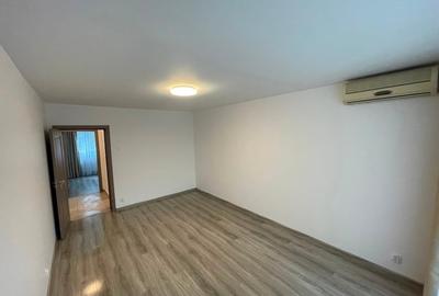 Proprietar,  apartament 3  camere la prima inchiriere  camere Dristor - 13