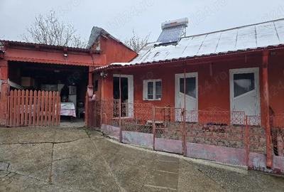 Casă cu 3 camere în Central - 3