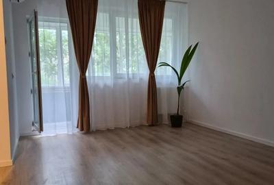 Vand apartament 2 camere Ion Mihalache nr 166 Metrou 1Mai - 2