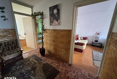 Apartament cu 3 camere decomandat în Valea Aurie - 3