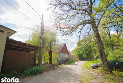 Casă cu 4 camere cu Teren 1425 Mp în Podgoria - 1