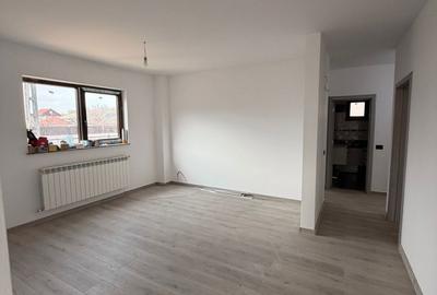 Casă cu 4 camere în Măgura