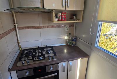 Apartament cu 3 camere decomandat, mobilat în Tomis Plus - 12