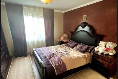 Casă cu 6 camere în Central