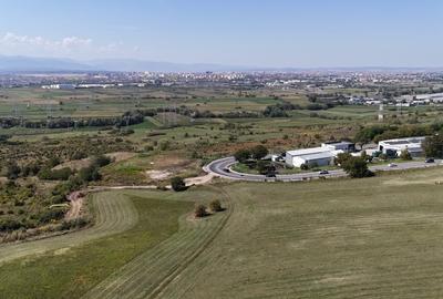 Teren Construcții intravilan de 800 mp, în Broscărie - 1