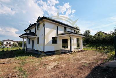 Casă cu 6 camere cu Teren 400 Mp în Corbeanca - 1
