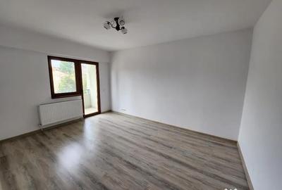Apartament cu 3 camere decomandat în Cantacuzino - 9