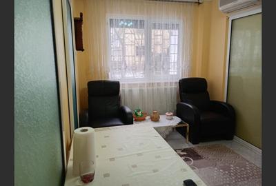 Apartament cu 3 camere semidecomandat, mobilat în Micro 40 - 4