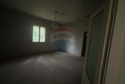 De vanzare casa din caramida cu teren - zona Pensiunea Secret Garden - 25