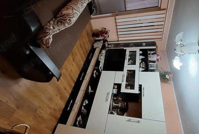 Apartament cu 3 camere în Central - 3