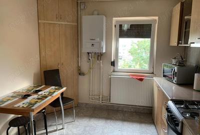 Apartament cu 3 camere decomandat în Central - 1