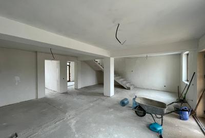 Casa semifinisata P+1 cu teren de 710mp in proximitatea centurii de Nord Craiova - 6
