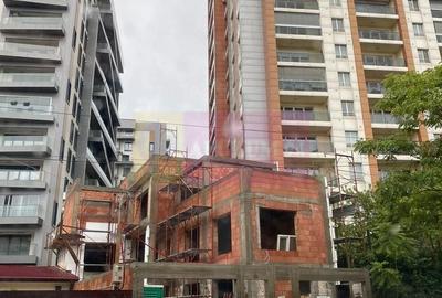 Casă cu 4 camere în Vitan - 2