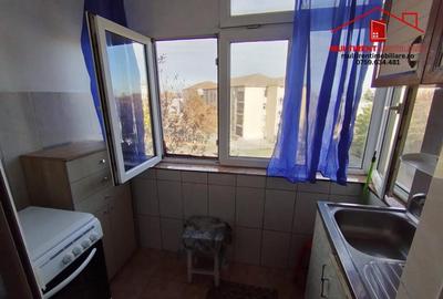 Garsoniera de vanzare cf.1 la blocurile 100 ! - 6