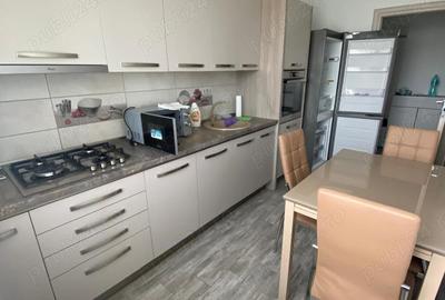 Inchiriez apartament cu 2 camere, 49mp, Onestilor, parcare inclusa - 2