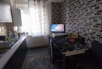 Apartament cu 2 camere decomandat în Central - 1