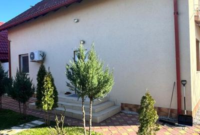 Casă cu 7 camere cu Canalizare în Central - 19