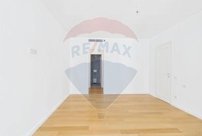 Apartament cu 3 camere decomandat în Nord - 11