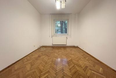 De închiriat apartament modern – Zona Medicină - 17
