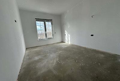 Casă cu 5 camere cu Teren 350 Mp în Moșnița Veche - 4