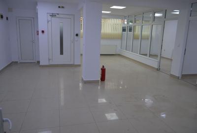 Birou, de 118 mp, în Central - 1