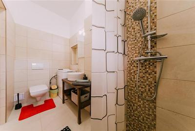 Apartament cu 3 camere nedecomandat, mobilat în Schei - 7