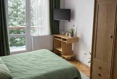 2 camere decomandate,mobilat,utilat,aer conditionat,2 balcoane, Cornisa,Targu Mu - 3