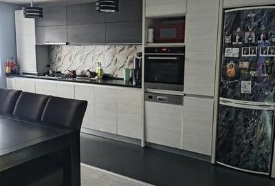 Apartament cu 3 camere, 92 mp, parcare, zona Eroilor - 1