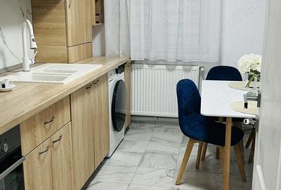 Garsonieră decomandată în Central - 7