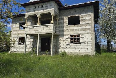 Casă cu 4 camere în Petros - 7