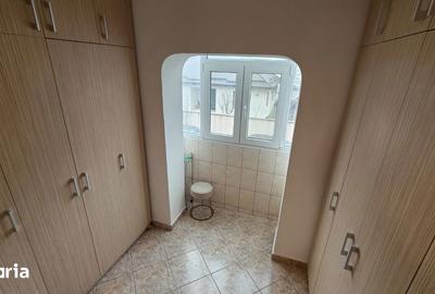 Apartament cu 4 camere decomandat în Central - 8