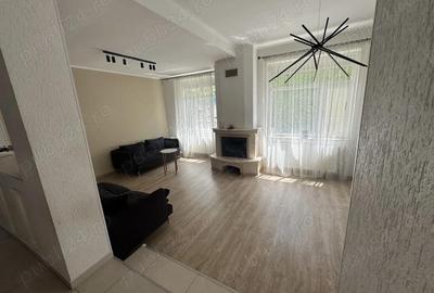 Casă cu Teren 550 Mp în Central - 2